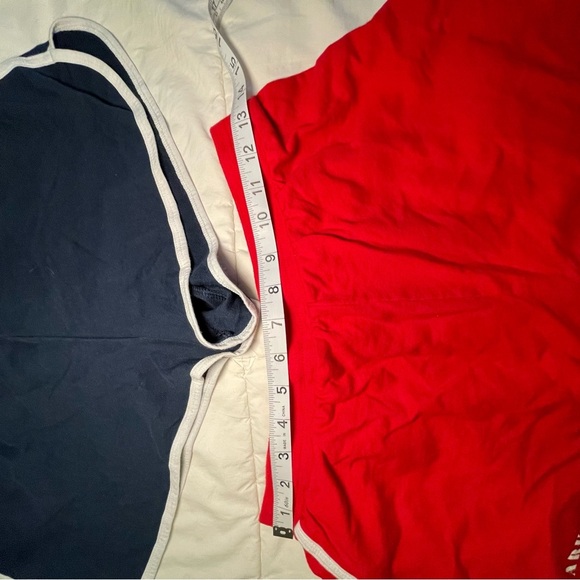 Arkansas Razorbacks Girls Red Shorts and plain black shorts Size L - Picture 5 of 8